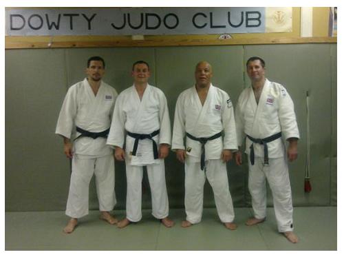 Picture of Dowty squad at High Wycombe Senior Masters competition